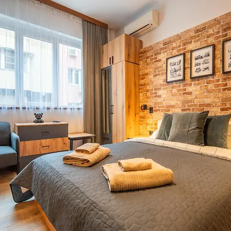 Apartment Bb