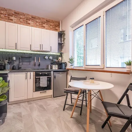 Bb Apartment *
